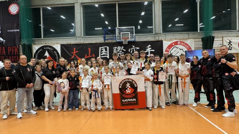 Karatecy z Bystrej Podhalańskiej i Osielca z medalami na turnieju w Sieprawiu