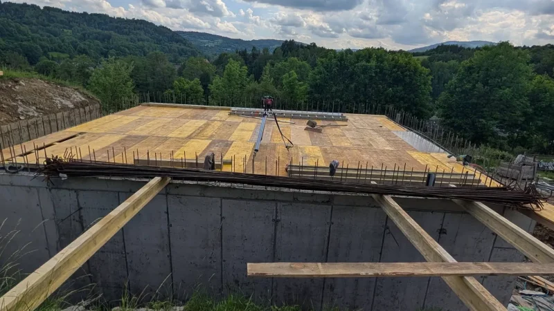 Ważna inwestycja wodna w Bystrej. Prace są zaawansowane
